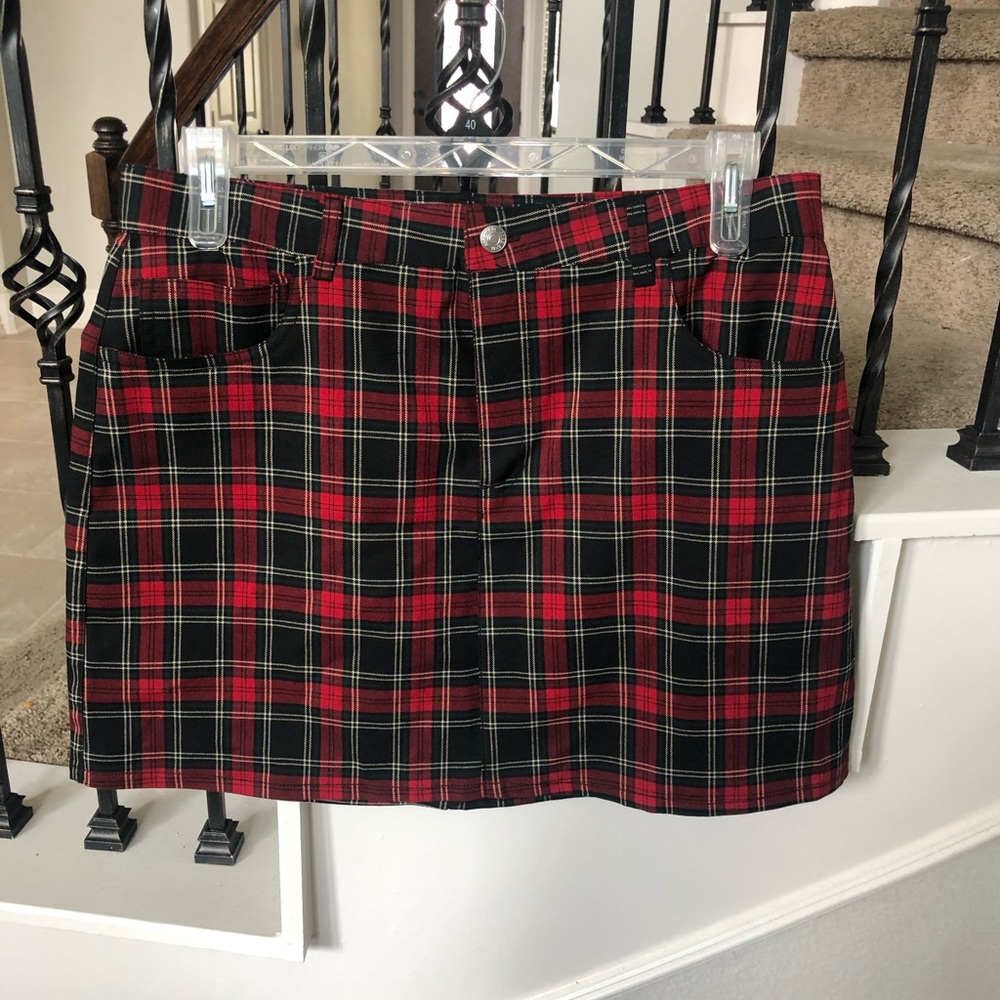 Forever 21+ plaid skirt NWT